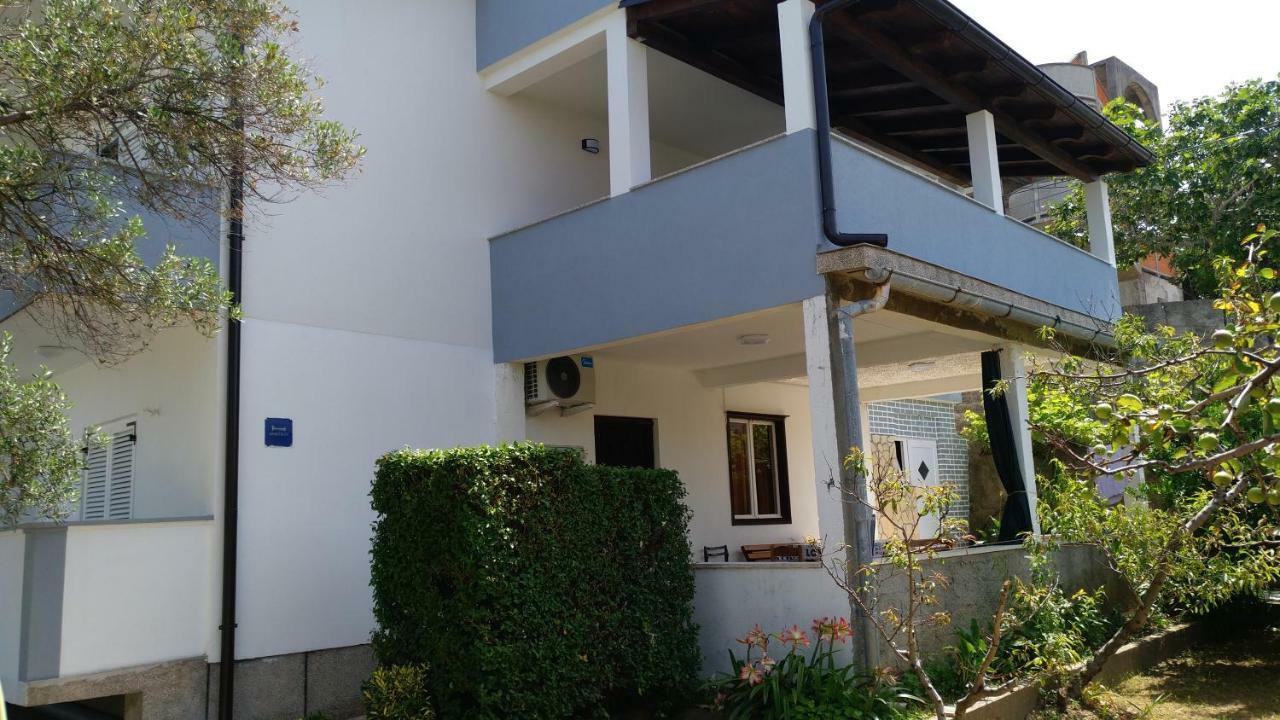 Apartment Valeria Lopar Exterior foto
